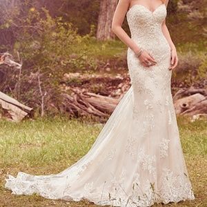 Maggie Sottero Reynold Wedding Gown Size 22